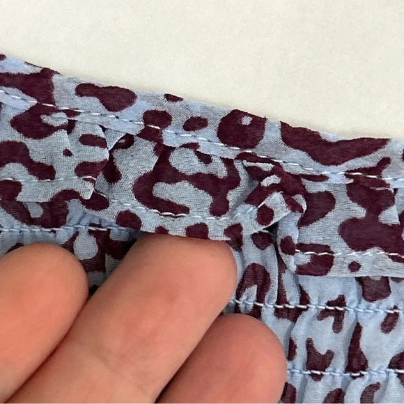 Plus Size‎ Women's 4X (28W-30W) Animal Print Tunic Top Smocked Keyhole Stretch - Picture 4 of 13